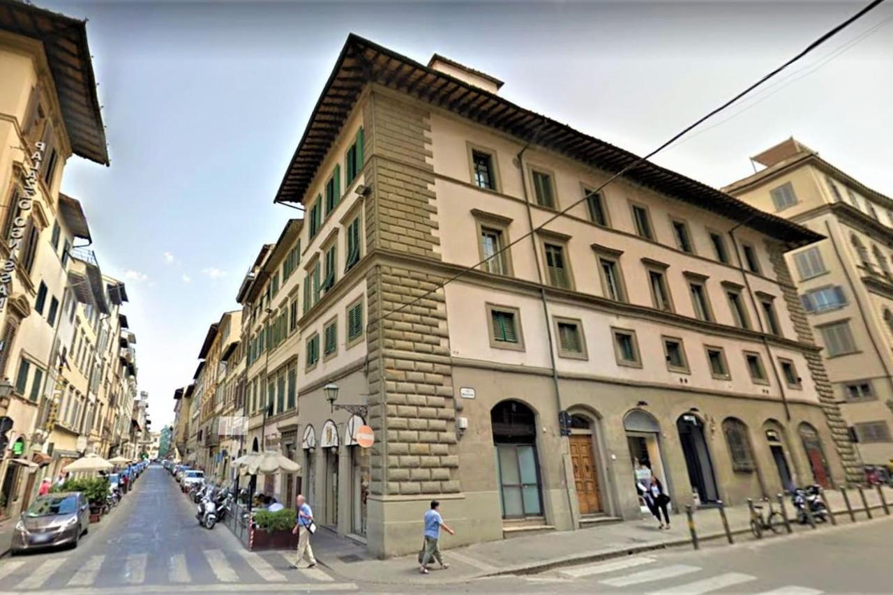 Historic Center Apartment - Next To The River, All Attractions - By LikehomeFirenze Kültér fotó